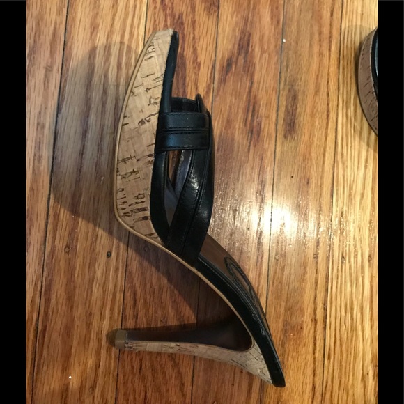 Women’s Charles David heel - Picture 2 of 2